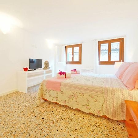 Sant'Aponal Apartment Rialto Venice Exterior photo