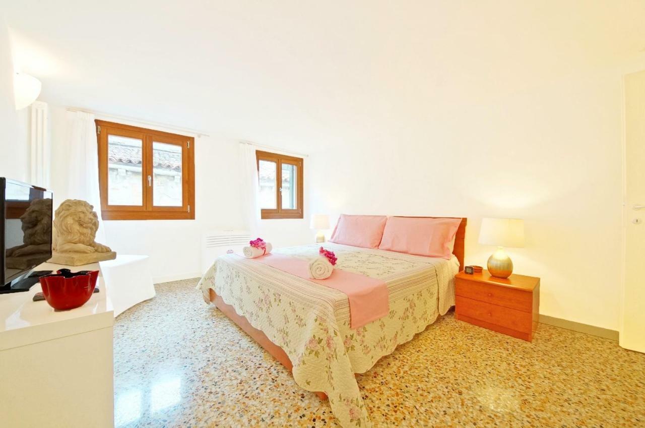 Sant'Aponal Apartment Rialto Venice Exterior photo