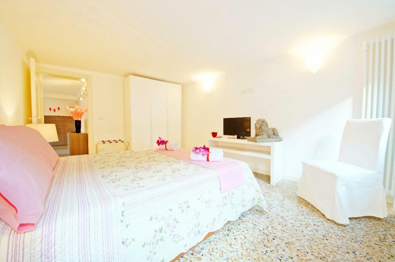 Sant'Aponal Apartment Rialto Venice Exterior photo